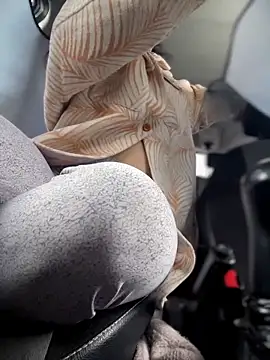 MeekyRich online show from March 27, 2026, 3:15 am