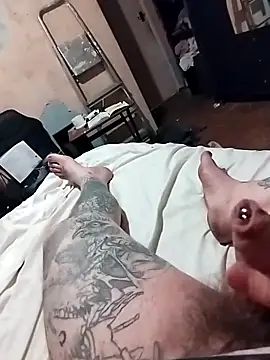 Tattyrob87 online show from April 2, 2026, 1:13 am