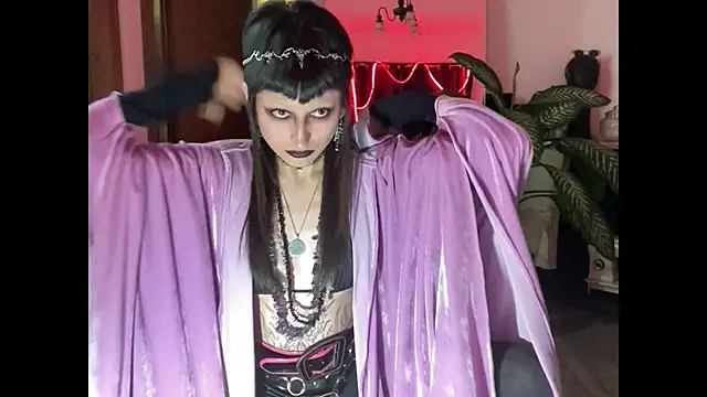 ELENA UMBRA online show from October 15, 2025, 8:44 am