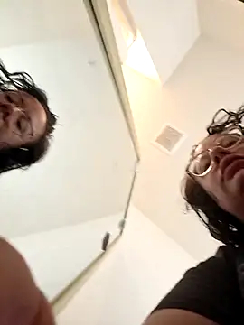 kinkikatie69 online show from February 16, 2026, 12:15 pm