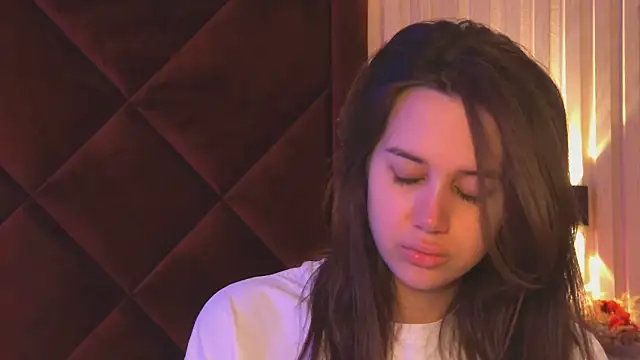 StacyHarland online show from April 21, 2026, 4:41 am