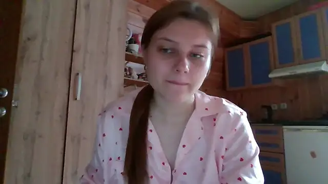 Snapshot of Little_shygirl chatting on October 18, 2025, 4:58 am Little shygirl online show from October 18, 2025, 4:58 am
