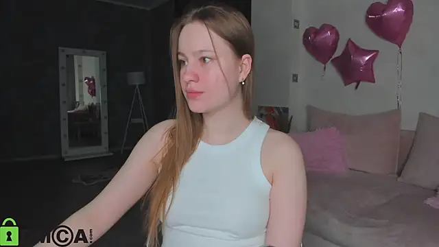 Snapshot of Candy_Cansew chatting on May 26, 2026, 1:04 am Candy Cansew online show from May 26, 2026, 1:04 am