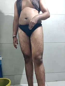 Snapshot of Brown69_guy chatting on October 27, 2025, 4:35 am Brown69 guy online show from October 27, 2025, 4:35 am