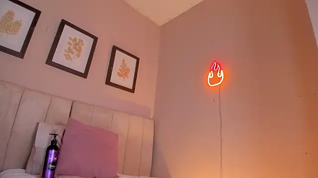  lucia 18 online show from October 14, 2025, 6:30 pm