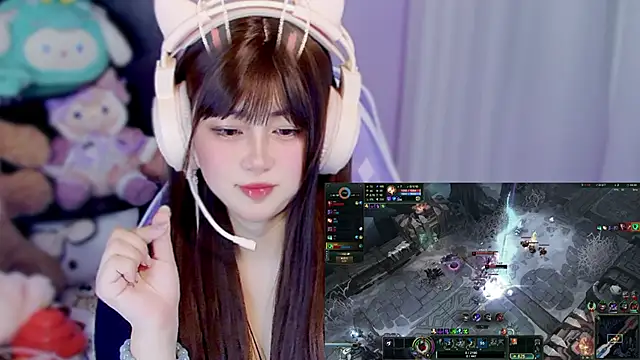 yuki3366 online show from April 12, 2026, 2:20 pm