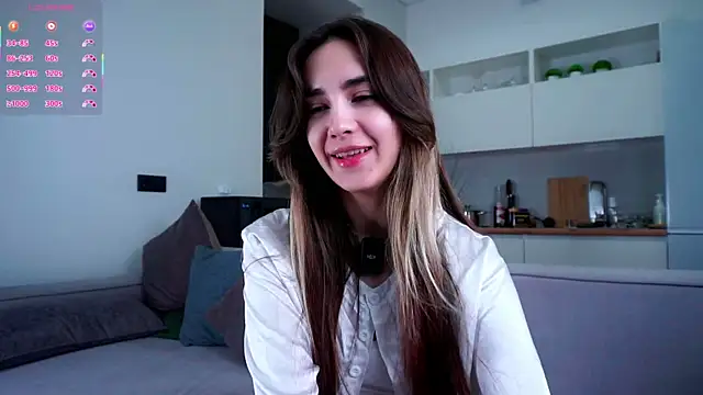 CupSizeGirl online show from December 4, 2025, 1:10 pm