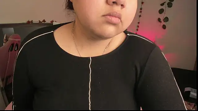 Paprika  online show from September 13, 2025, 5:35 pm