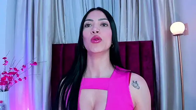 AbbieJoness  online show from October 9, 2025, 11:44 am