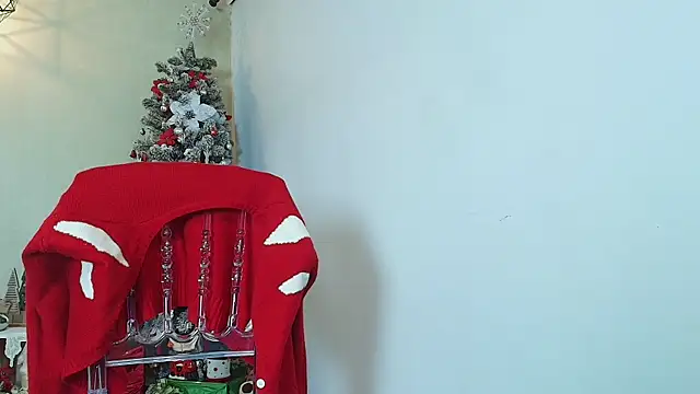  Victoria Collins online show from December 15, 2025, 11:05 am