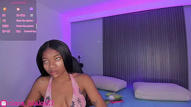 Snapshot of ciara_blake chatting on October 28, 2025, 7:46 pm ciara blake online show from October 28, 2025, 7:46 pm