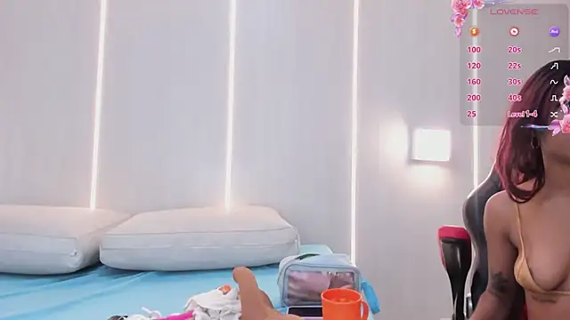 Snapshot of ciara_blake chatting on September 10, 2025, 11:42 am ciara blake online show from September 10, 2025, 11:42 am