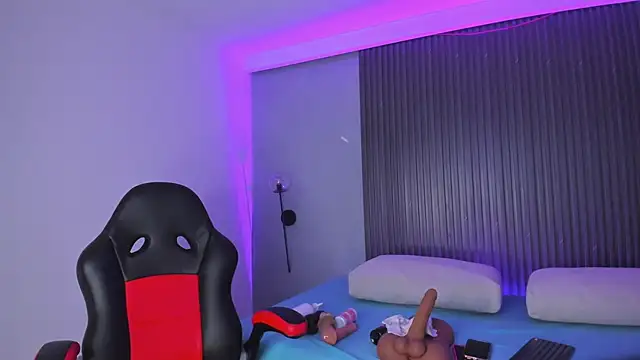 Snapshot of ciara_blake chatting on November 10, 2025, 7:52 pm ciara blake online show from November 10, 2025, 7:52 pm