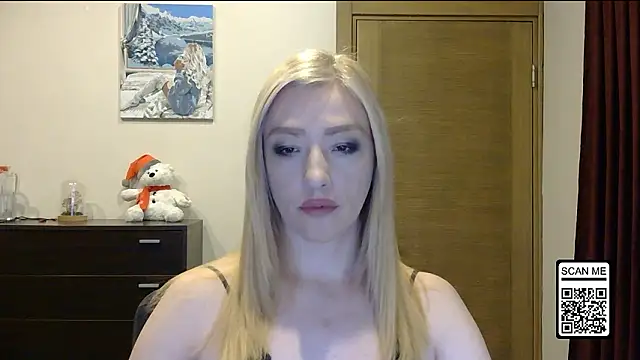 Snapshot of Wild_Silk_Desire chatting on January 19, 2026, 1:48 pm Wild Silk Desire online show from January 19, 2026, 1:48 pm