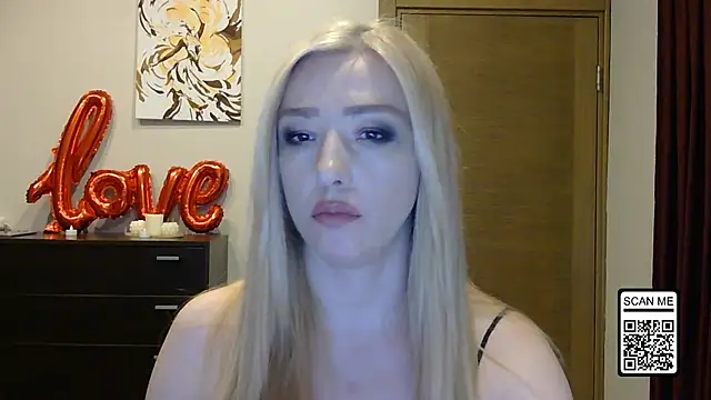 Wild Silk Desire online show from March 26, 2026, 4:49 pm