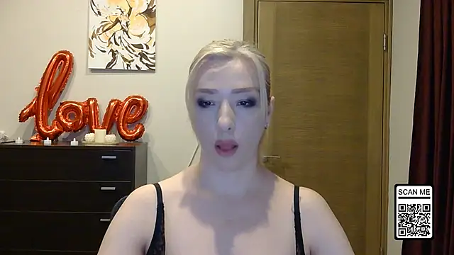 Wild Silk Desire online show from March 29, 2026, 5:03 pm