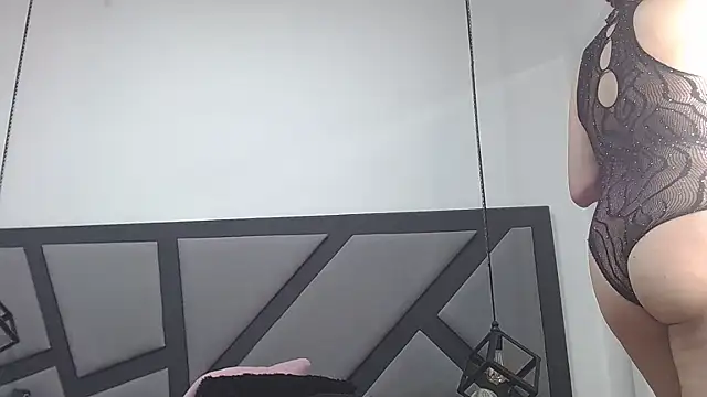 amanda ramirez online show from May 31, 2026, 11:27 am