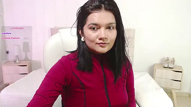 mia traveluxe online show from October 18, 2025, 12:12 am