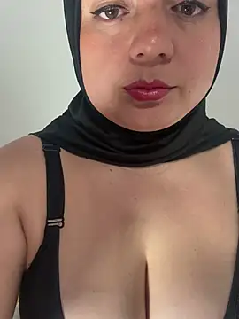 bluum online show from February 18, 2026, 4:32 am