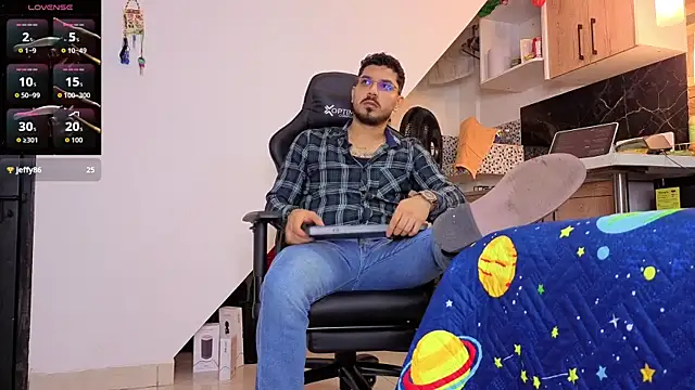 Snapshot of samuelcoopeer chatting on February 19, 2026, 7:33 pm samuelcoopeer online show from February 19, 2026, 7:33 pm