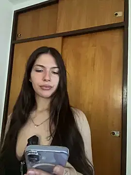 Snapshot of silvestflix chatting on May 6, 2026, 3:05 pm silvestflix online show from May 6, 2026, 3:05 pm