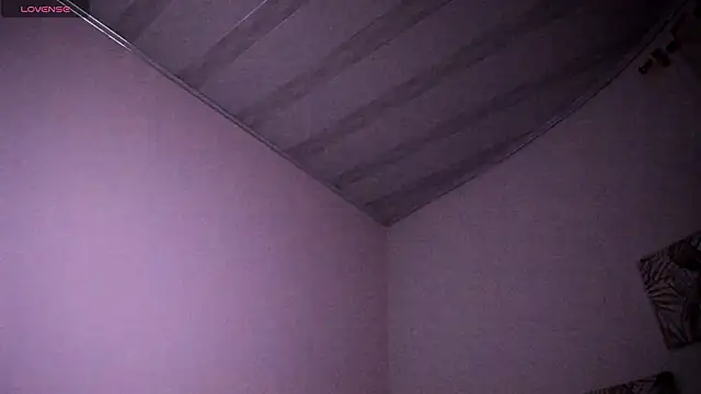 Ameliacooley online show from March 17, 2026, 2:14 am