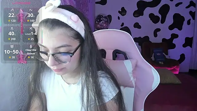 Snapshot of abbie_jensen_ chatting on October 22, 2025, 3:06 am abbie jensen online show from October 22, 2025, 3:06 am