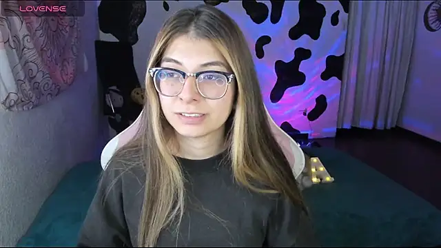 abbie jensen  online show from February 23, 2026, 2:24 am