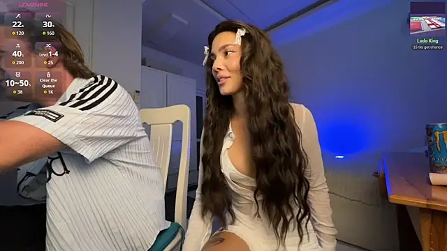 Morphiturata online show from April 17, 2026, 5:32 am