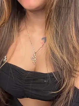 Scarlett 1819 online show from March 13, 2026, 5:40 pm