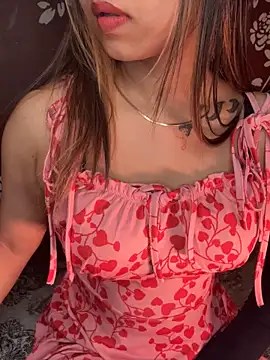 Scarlett 1819 online show from February 12, 2026, 5:13 pm