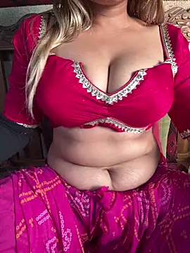 Snapshot of CANDY-3 chatting on November 7, 2025, 10:20 am CANDY-3 online show from November 7, 2025, 10:20 am