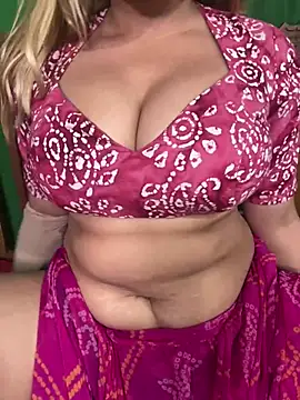 CANDY-3 online show from April 15, 2026, 2:17 am