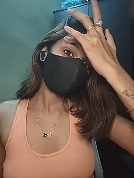 Isha Sax online show from February 3, 2026, 12:54 pm