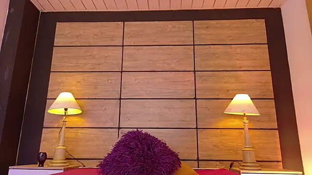 Dakota Rainbow22 online show from April 9, 2026, 2:23 pm