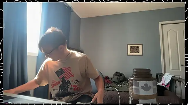lustylyndon online show from August 3, 2026, 4:46 pm