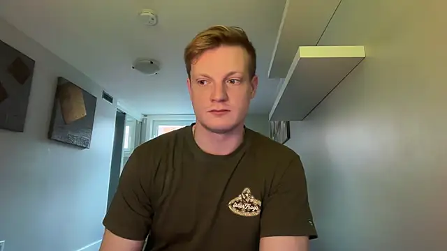 lustylyndon online show from March 16, 2026, 3:48 pm