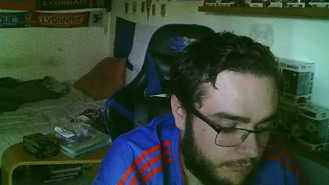 matlecoq2 online show from October 27, 2025, 3:24 pm