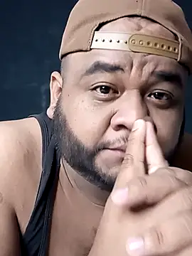 Osogaypardo online show from October 19, 2025, 2:25 am