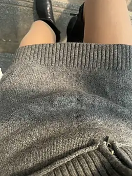 xiaoyuan01 online show from March 7, 2026, 1:34 am