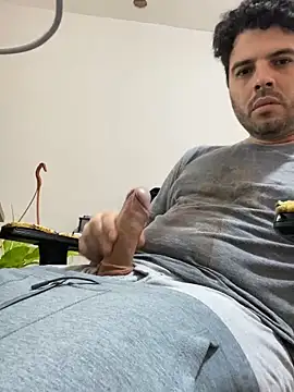 uto857 online show from December 17, 2025, 9:31 pm