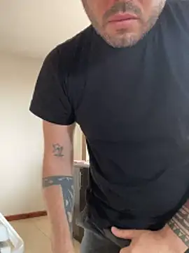 uto857 online show from December 19, 2025, 6:54 pm