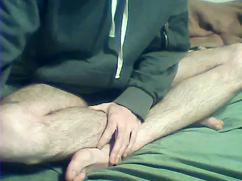 Snapshot of rimbaud77 chatting on February 14, 2026, 6:30 pm rimbaud77 online show from February 14, 2026, 6:30 pm