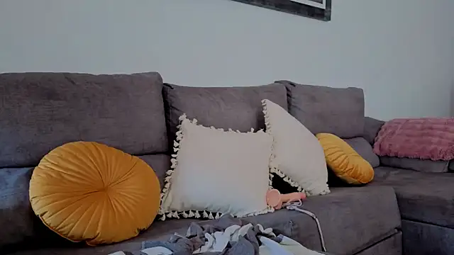 agustinalatina online show from June 2, 2026, 10:59 am