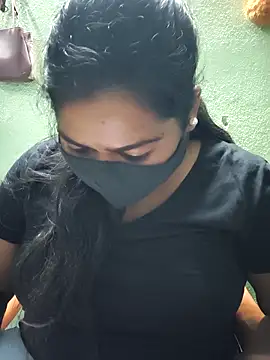 Liyaa 24 online show from February 2, 2026, 8:46 am