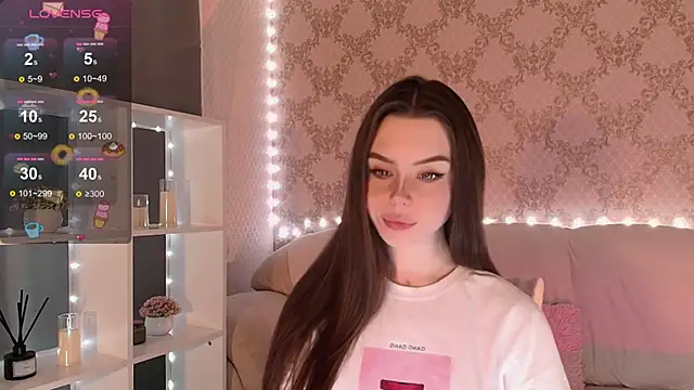 HolyMiax online show from December 2, 2025, 3:30 am