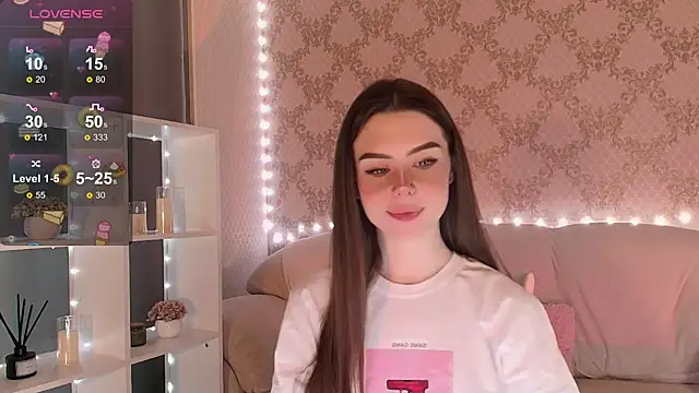 HolyMiax online show from November 19, 2025, 3:17 am