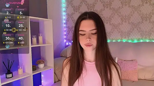 HolyMiax online show from May 19, 2026, 3:57 am