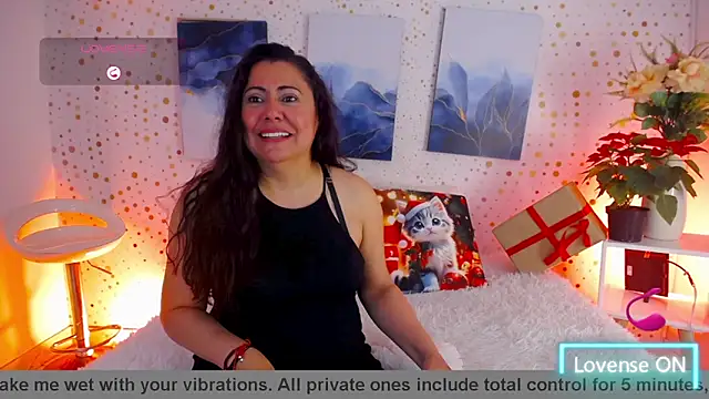 EmmaJhomson online show from December 22, 2025, 12:49 pm