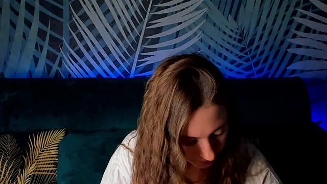 Snapshot of ChristyCrayme chatting on February 4, 2026, 10:49 pm ChristyCrayme online show from February 4, 2026, 10:49 pm